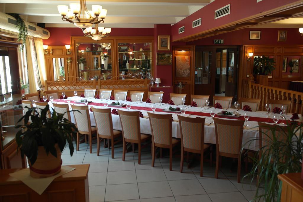 Hotel Jahnhaus Langenfeld  Kültér fotó